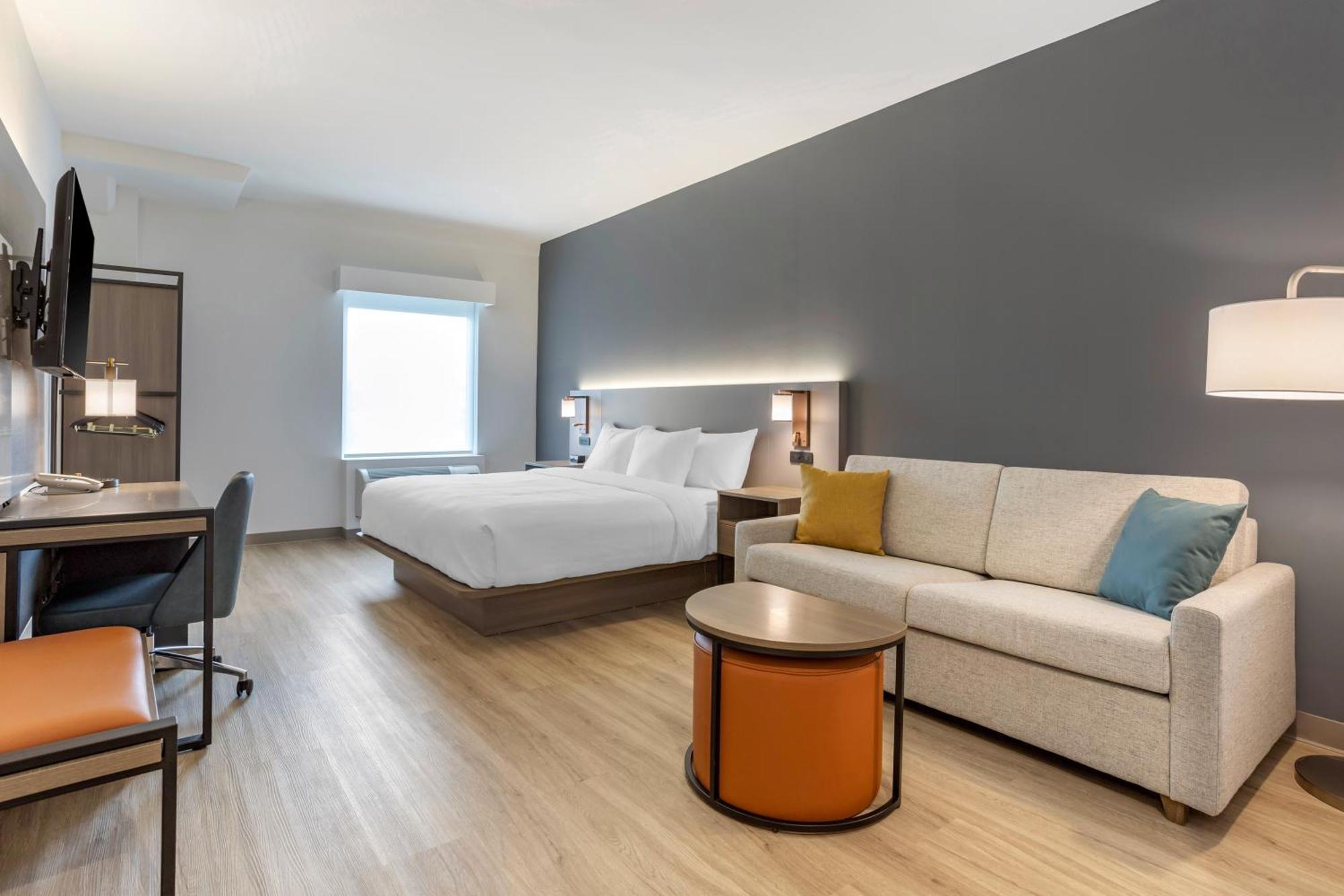 Comfort Inn & Suites Newark Liberty International Airport Esterno foto